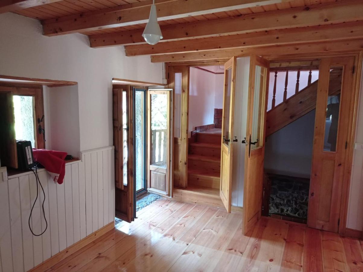 Amplia Y Comoda Casa De Piedra Con Porche Y Jardin Сан-Роке-де-Риомьера Экстерьер фото